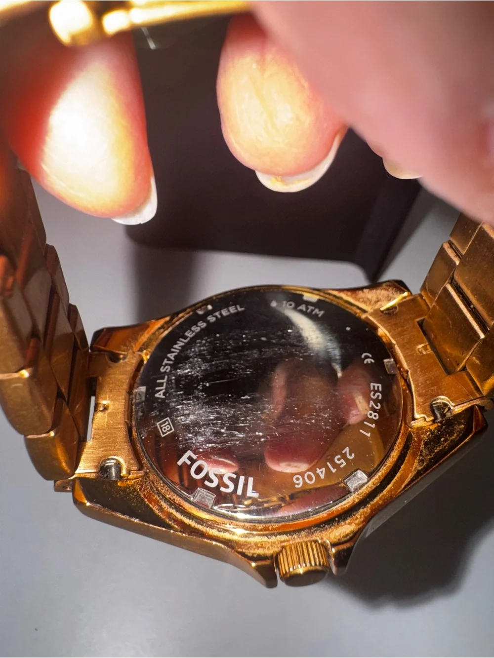 Fossil ES2811 Women's Gold-Tone Stainless Steel Quartz Analog Watch 100m